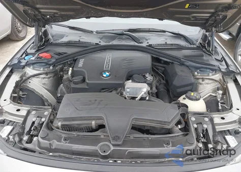 2018 BMW 320I z USA, uszkodzony, nr VIN WBA8A9C55JK623242